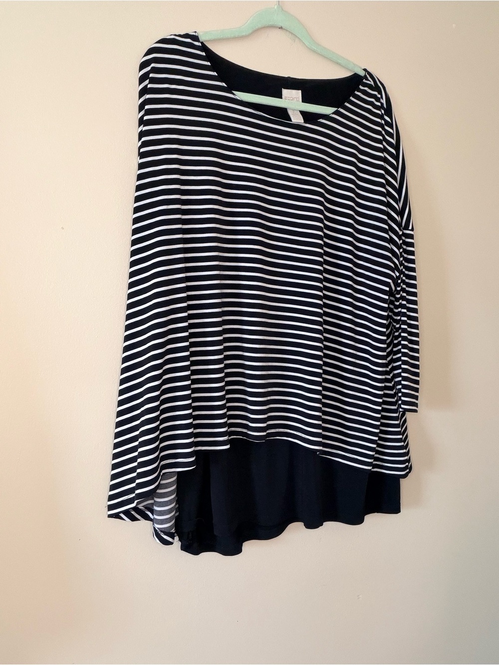 Chico's Black and White High-Low Striped top size 3